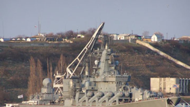 ВМФ РФ: На крейсере "Москва" не было взрыва, только задымление
