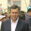 Янукович грозит вынести власть "с креслами из кабинетов"