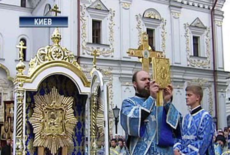 В Киев прибыла Почаевская икона Божьей Матери