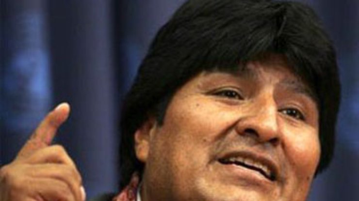 Президент Боливии предложил национализировать футбол