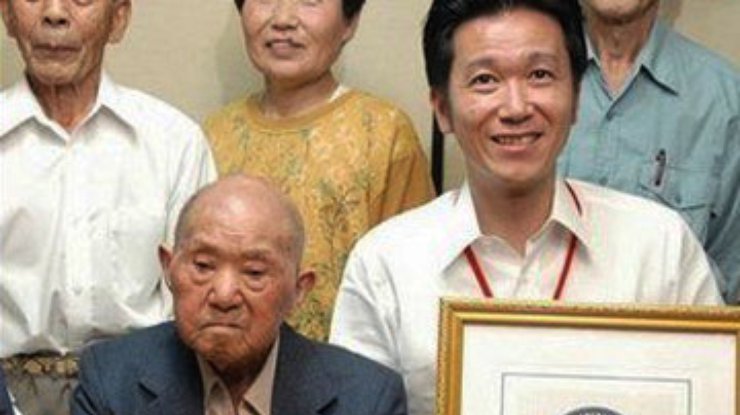 В Японии живет 40 тысяч 100-летних людей