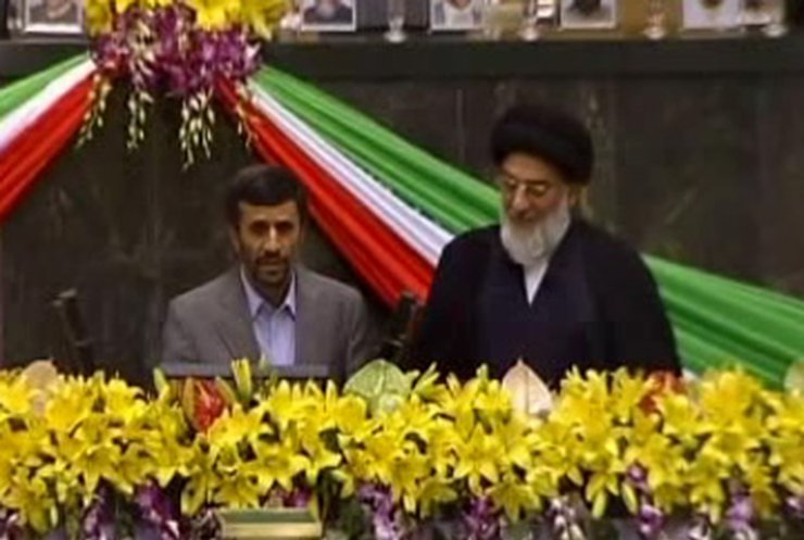 Ахмадинеджад: Обстановка изменилась, Ирану не нужно ядерное оружие