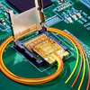 Intel представила дешевый оптоволокнонный кабель