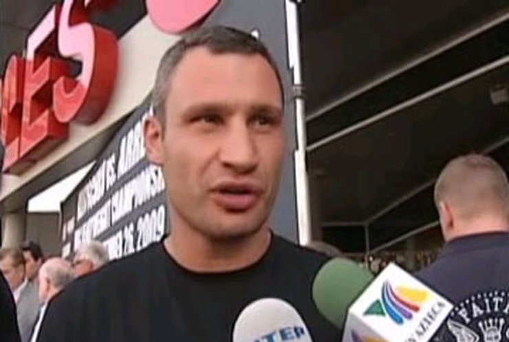До боя "Кличко-Арреола" остались сутки
