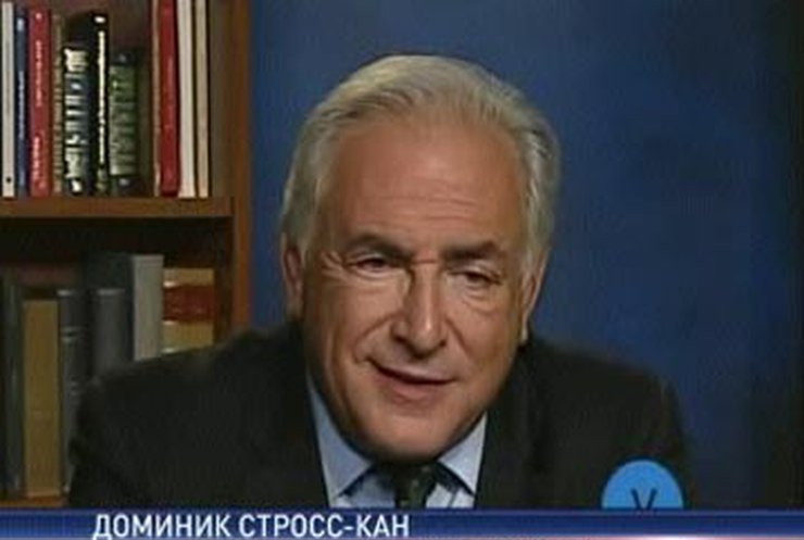МВФ просит Украину "приложить усилия"