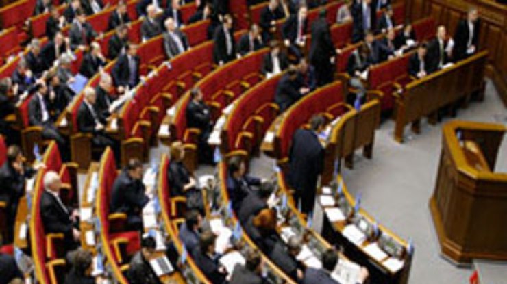 Рада приняла законопроект о повышении соцстандартов
