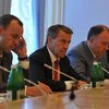 БЮТ исключил из фракции трех депутатов