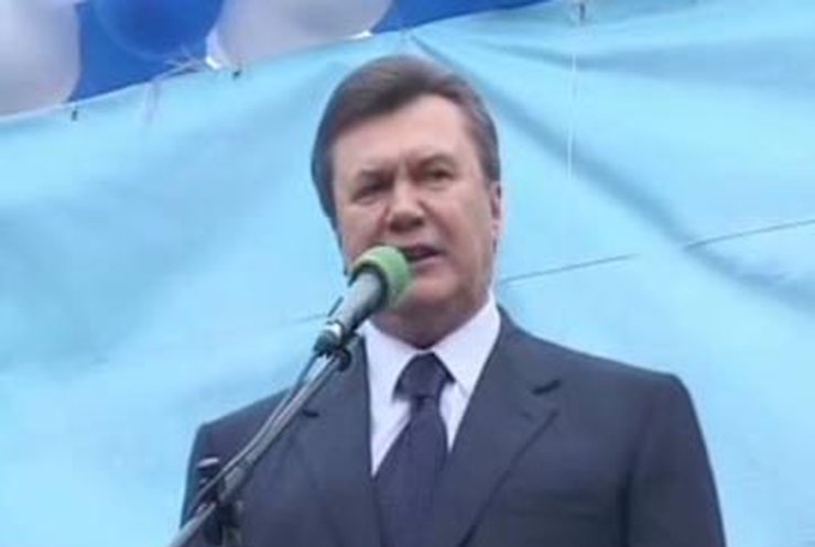 Янукович обещает поддерживать идею повышения соцстандартов