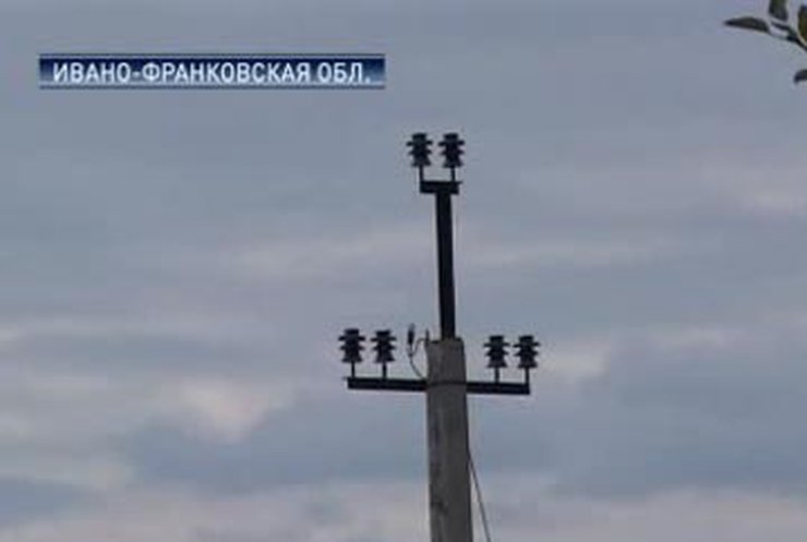 В Украине еще 200 населённых пунктов остаются без света