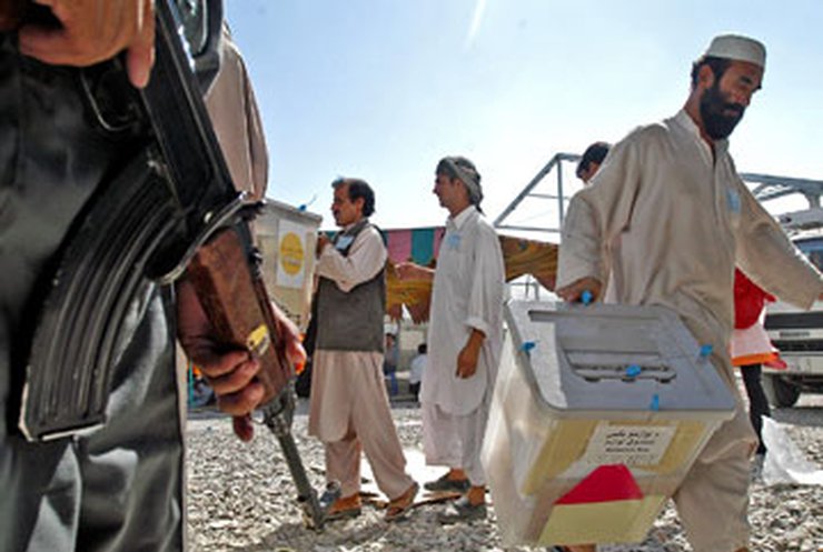 В Афганистане назначен второй тур президентских выборов