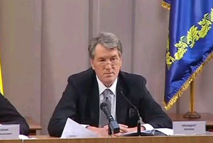 Ющенко требует ускорить дело "детей Артека"