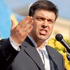 Тягнибок передал документы в ЦИК