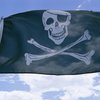 Сомалийские пираты захватили судно с оружием