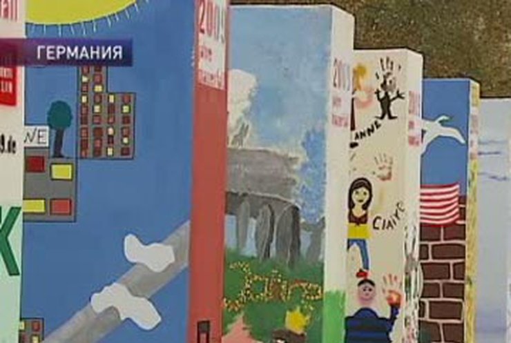 Германия празднует день падения Берлинской стены