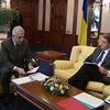 Ющенко требует обеспечить финансирование армии