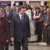 Янукович посетил больницу в Евпатории