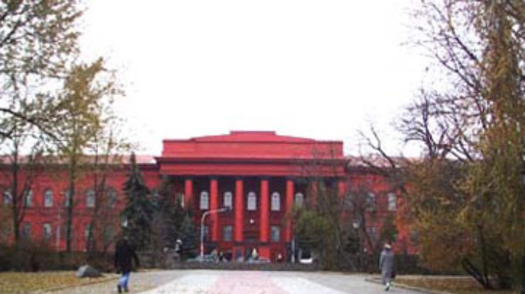 Вузам рекомендовали ввести "шестидневку" и сократить каникулы