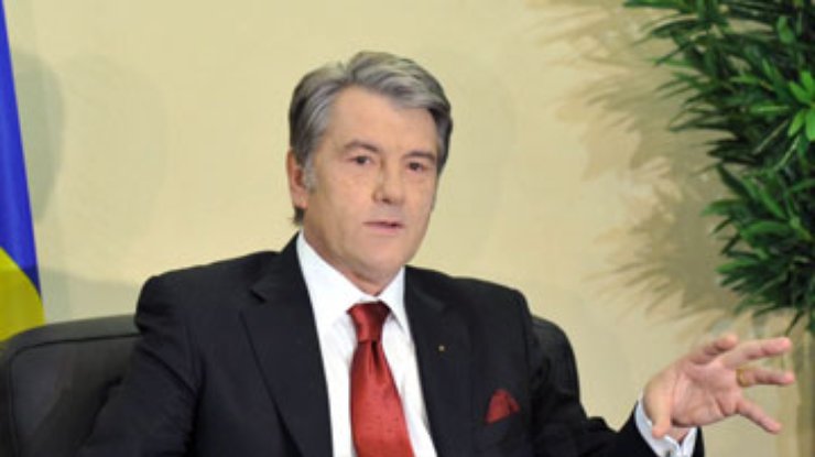 Ющенко: Украина законно поставляет оружие Грузии