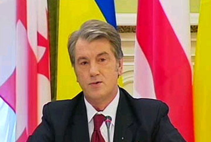 Ющенко написал письмо Медведеву