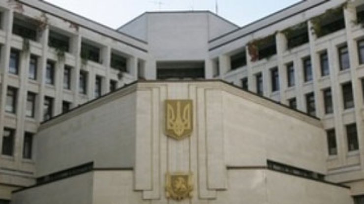 Крымский парламент будет судиться с Кабмином из-за языка