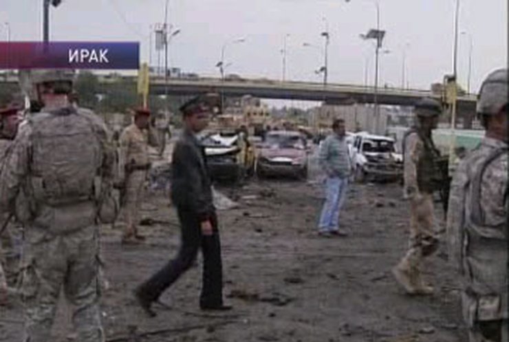 В Багдаде от серии взрывов погибли 127 человек