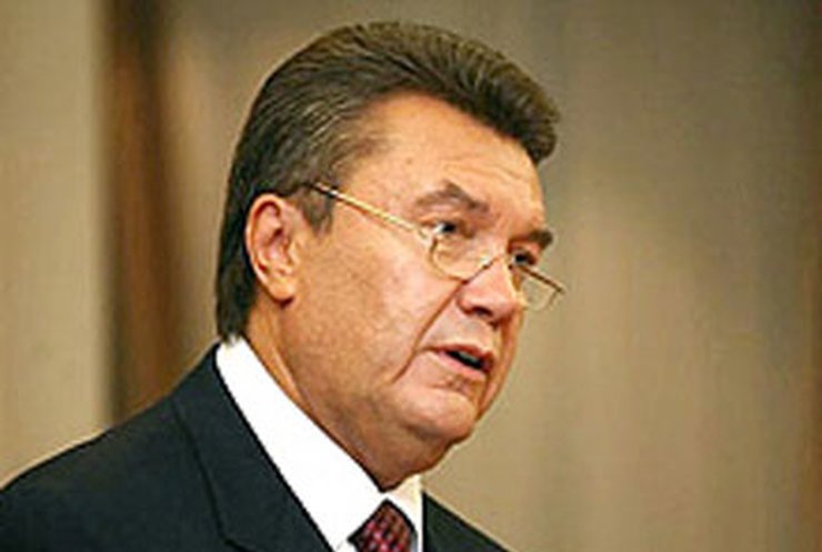 Янукович пожаловался ОБСЕ на фальсификаторшу Тимошенко