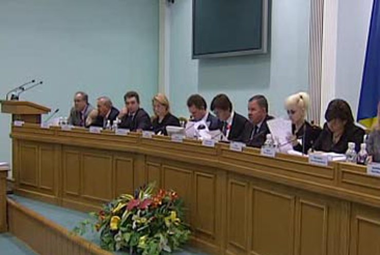 ЦИК готовит выборы без денег, но бюллетень утвердила