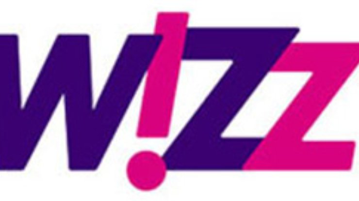 СМИ: Украинца били в самолете компании Wizz Air