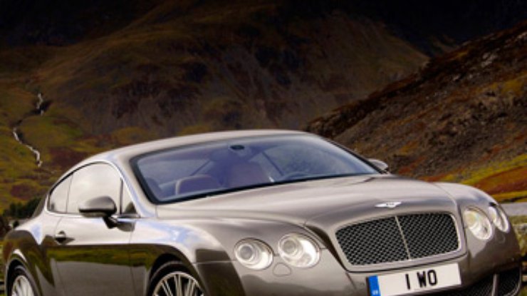 Форвард "Шахтера" шокировал Нигерию своим Bentley