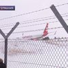 В Германии самолет соскользнул со взлетно-посадочной полосы