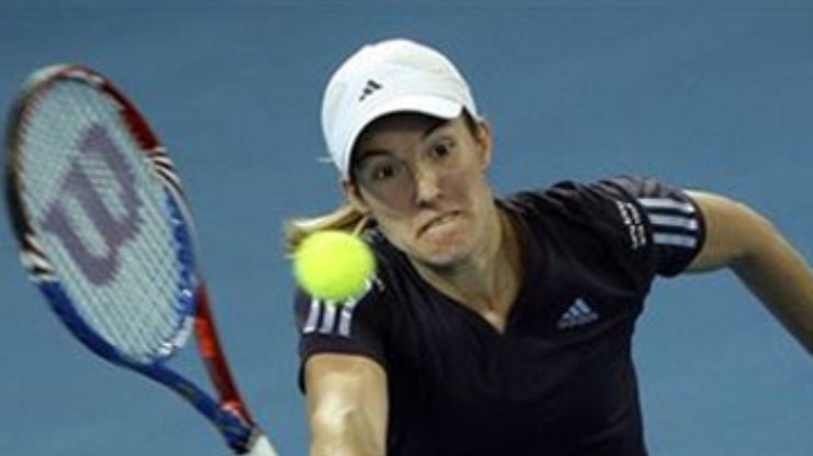 Жюстин Энен отметила победой возвращение в теннис