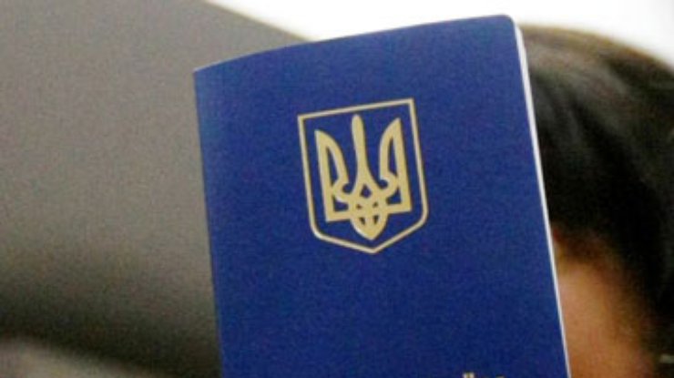 В Украине приостановили печать паспортов