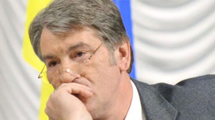 Ющенко понял, что украинцам скоро придется выучить "феню"