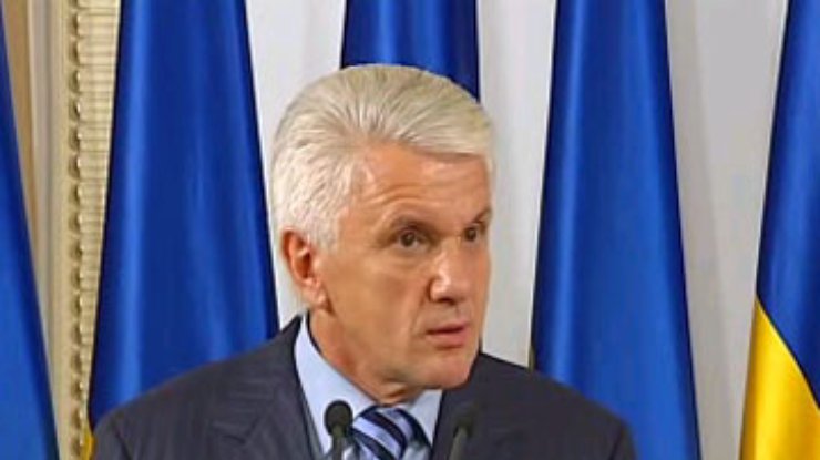 Литвин хочет провести досрочные выборы в Киеве 30 мая