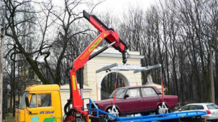 После выборов эвакуаторы вернутся на киевские улицы