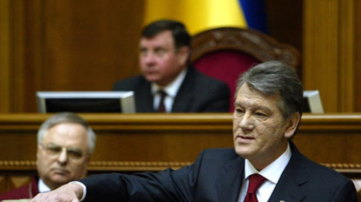 Тимошенко оскорбила всех православных, заявили "регионалы"