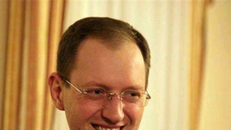 Яценюк проголосует против Тимошенко и Януковича