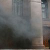 Черновецкого забросали дымовыми шашками