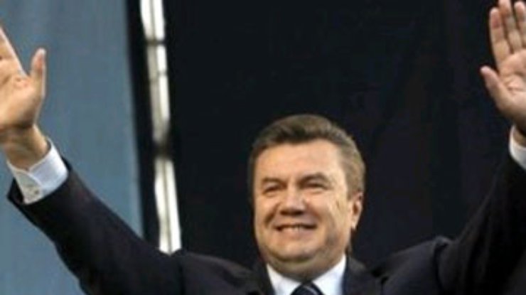 Янукович рассказал, чем он лучше Тимошенко