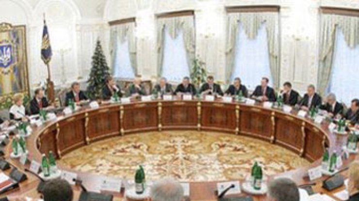 Ющенко исключил Луценко из СНБО
