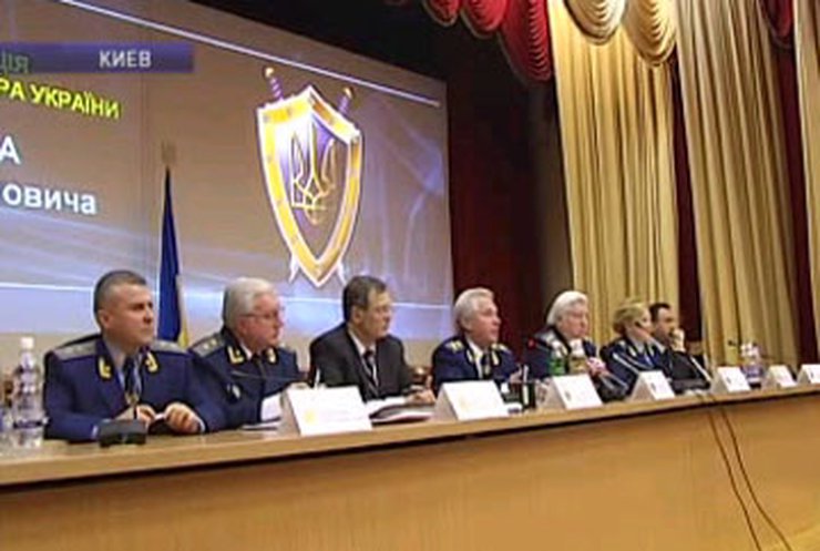 Луценко больше не министр. И даже не и.о.?