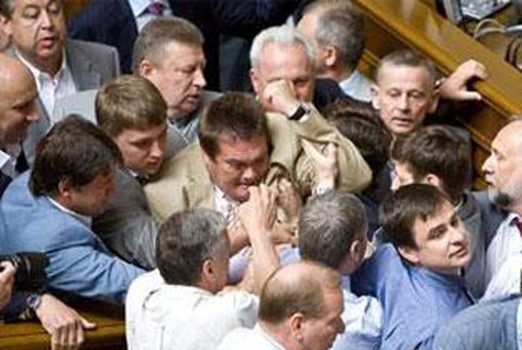 В Раде подрались "бютовцы" и "регионалы"