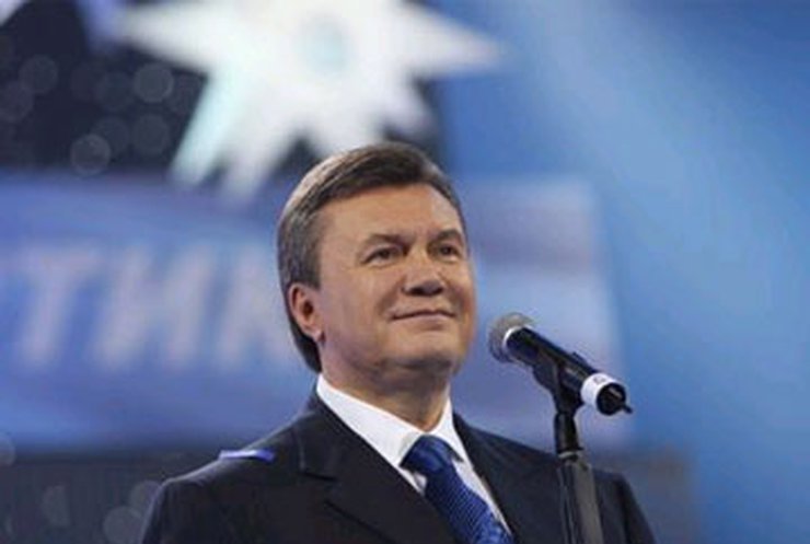 Янукович: Тимошенко от слабости зовет Майдан на подмогу
