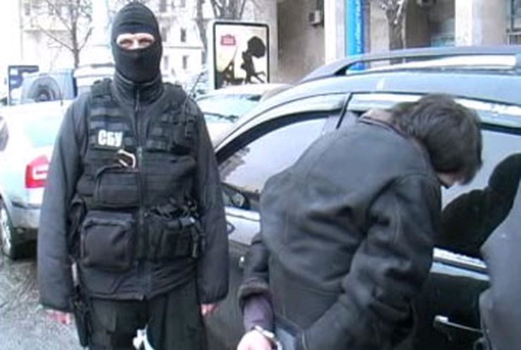 На Майдане задержали грузина с тротилом и оружием