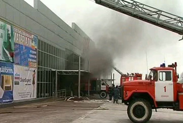 В Виннице произошёл пожар в торговом центре