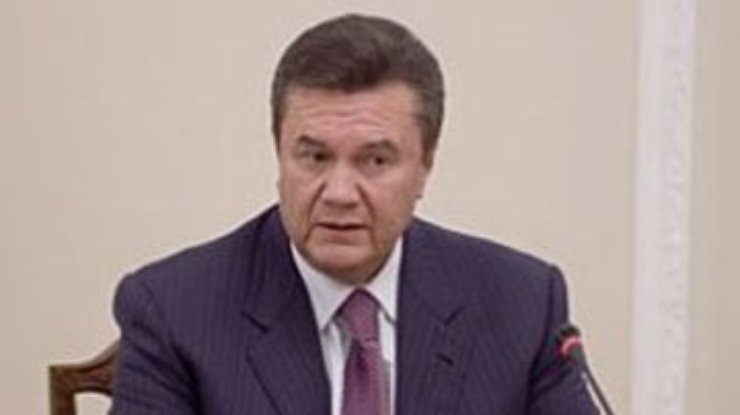 Экзит-полл "Эха Москвы": Янукович побеждает с разницей в 4%
