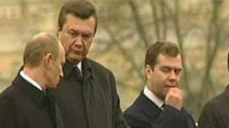Россия поставила Януковича на паузу