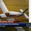 В США самолет упал на жилой дом