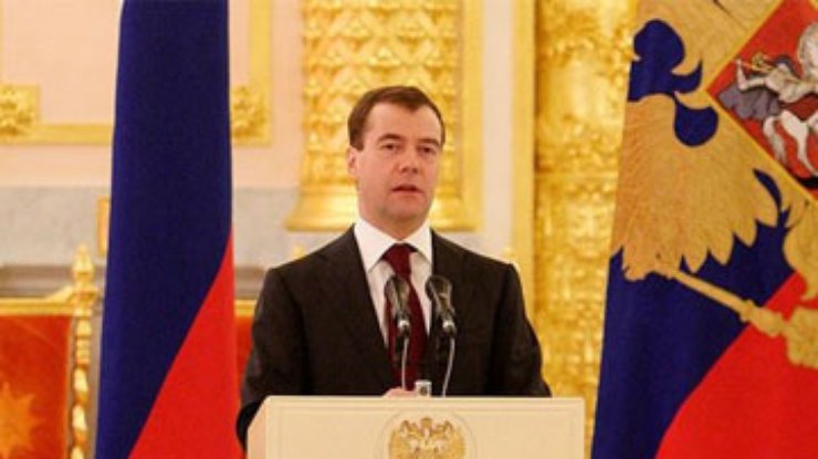 Янукович уединился с Медведевым