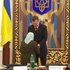 Первые награды Янукович вручил мамам